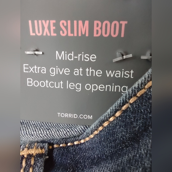 Torrid Luxe Slim Boot cut mid-rise slight flare jeans size 12 Tall rainstorm NWT - Picture 5 of 8
